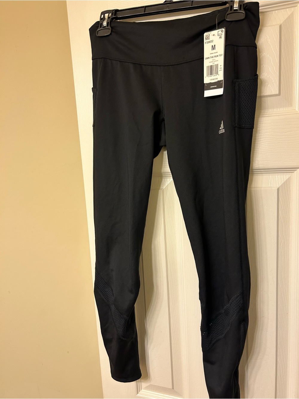 adidas Black Athletic women Leggings with Mesh Panels